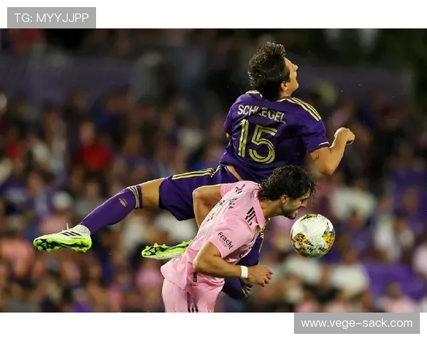 布斯克茨失误致命!巴黎闪电反击击沉迈阿密